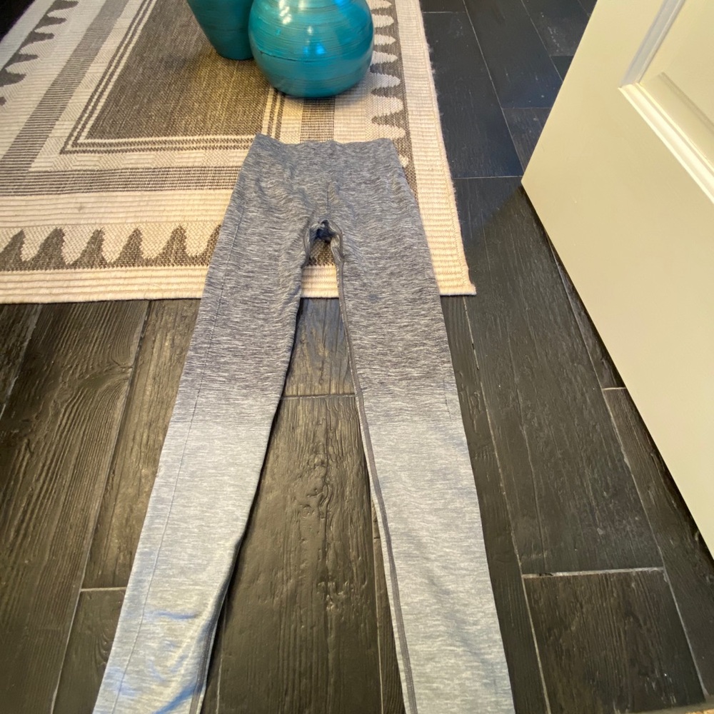 Lululemon grey ombré leggings